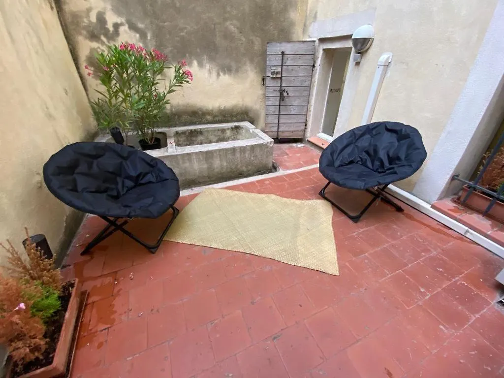 Apartment Charmant T2 Avec Cour Privee Au Coeur Du Panier- Vieux Port Marseille